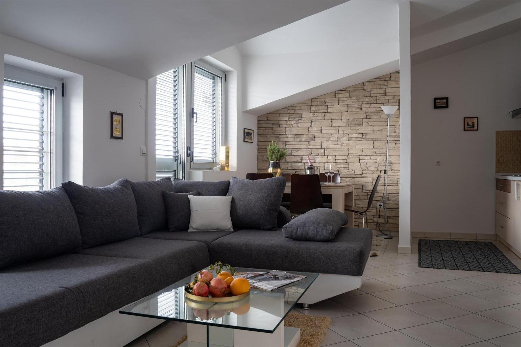 Apartments Valbruna Ровин Екстериор снимка