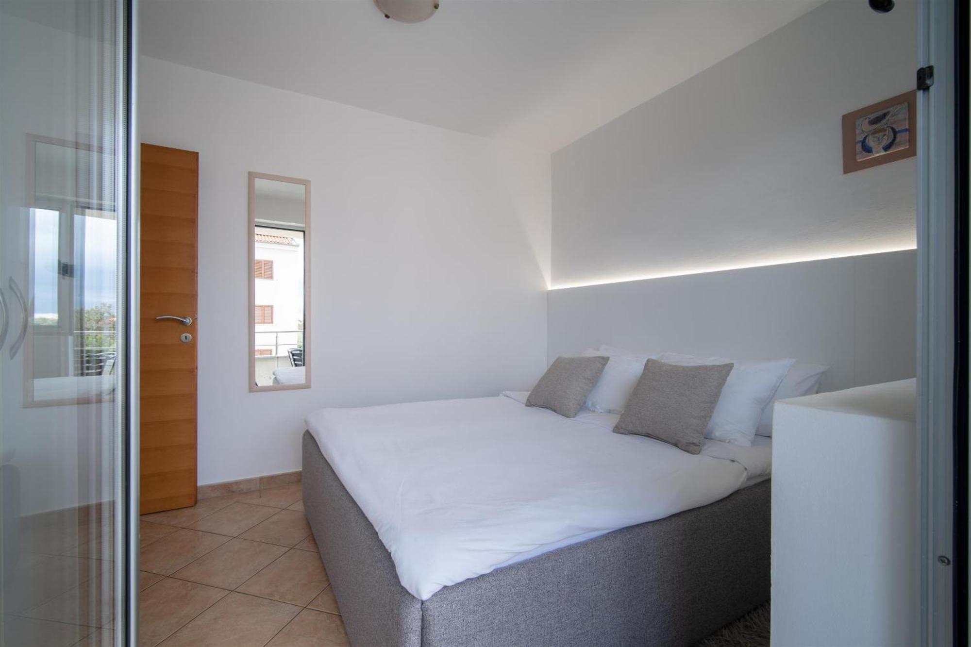 Apartments Valbruna Ровин Екстериор снимка