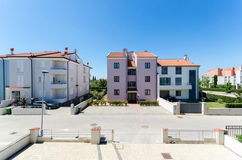 Apartments Valbruna Ровин Екстериор снимка