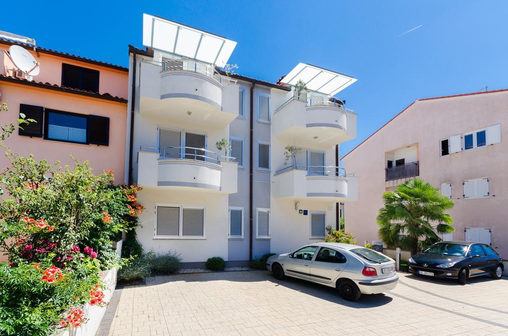 Apartments Valbruna Ровин Екстериор снимка