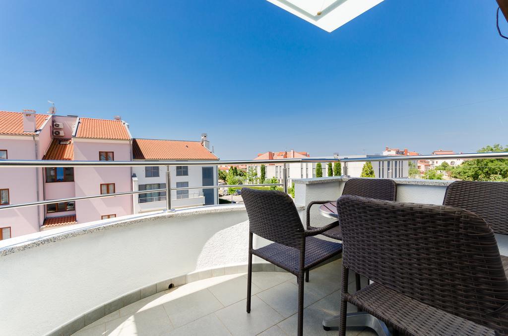 Apartments Valbruna Ровин Екстериор снимка